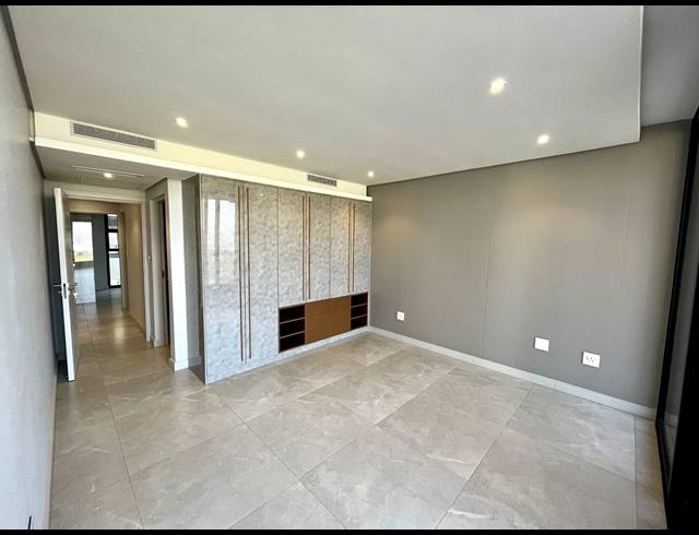 3 BEDROOM APARTMENT FOR SALE IN UMHLANGA RIDGESIDE